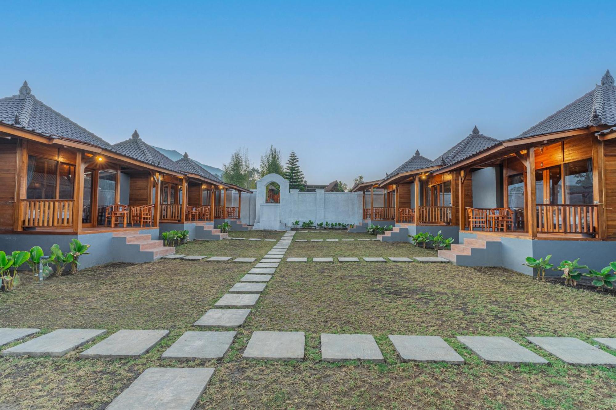 D Sila'S Tepi Danu Villas Kintamani & Natural Hot Spring Екстер'єр фото