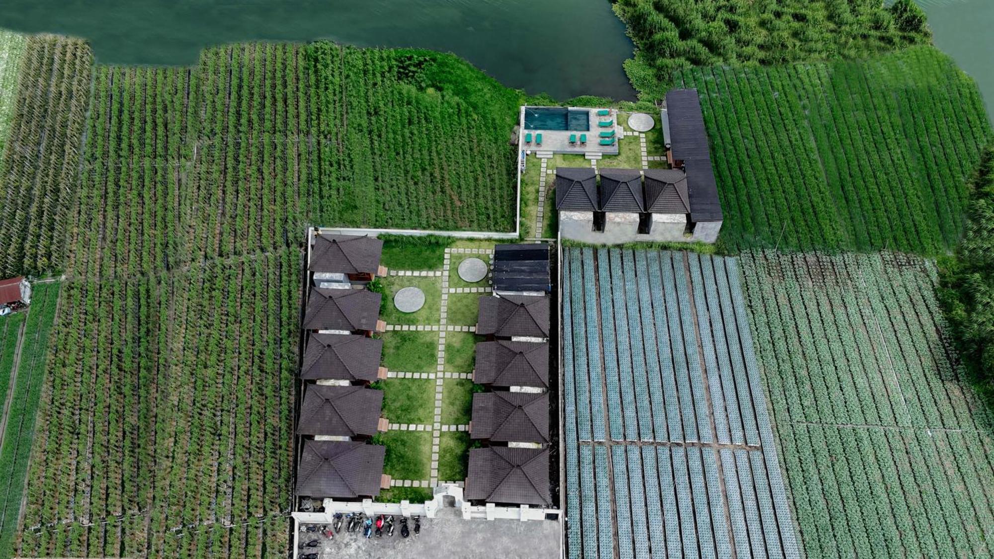 D Sila'S Tepi Danu Villas Kintamani & Natural Hot Spring Екстер'єр фото